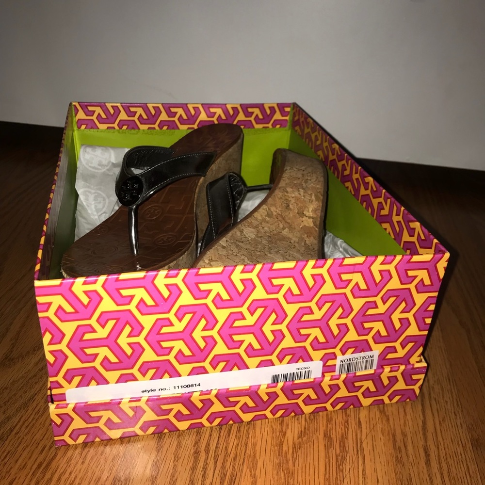 Platform sandals BRAND NEW NEVER WORN BEFORE